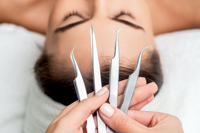 Proper Handling, Cleaning, and Maintenance of Lash Extension Tools and Equipment
