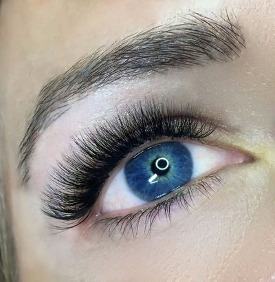 How To Remove Eyelash Extensions Safely At Home: Why You Should Leave It to the Professionals